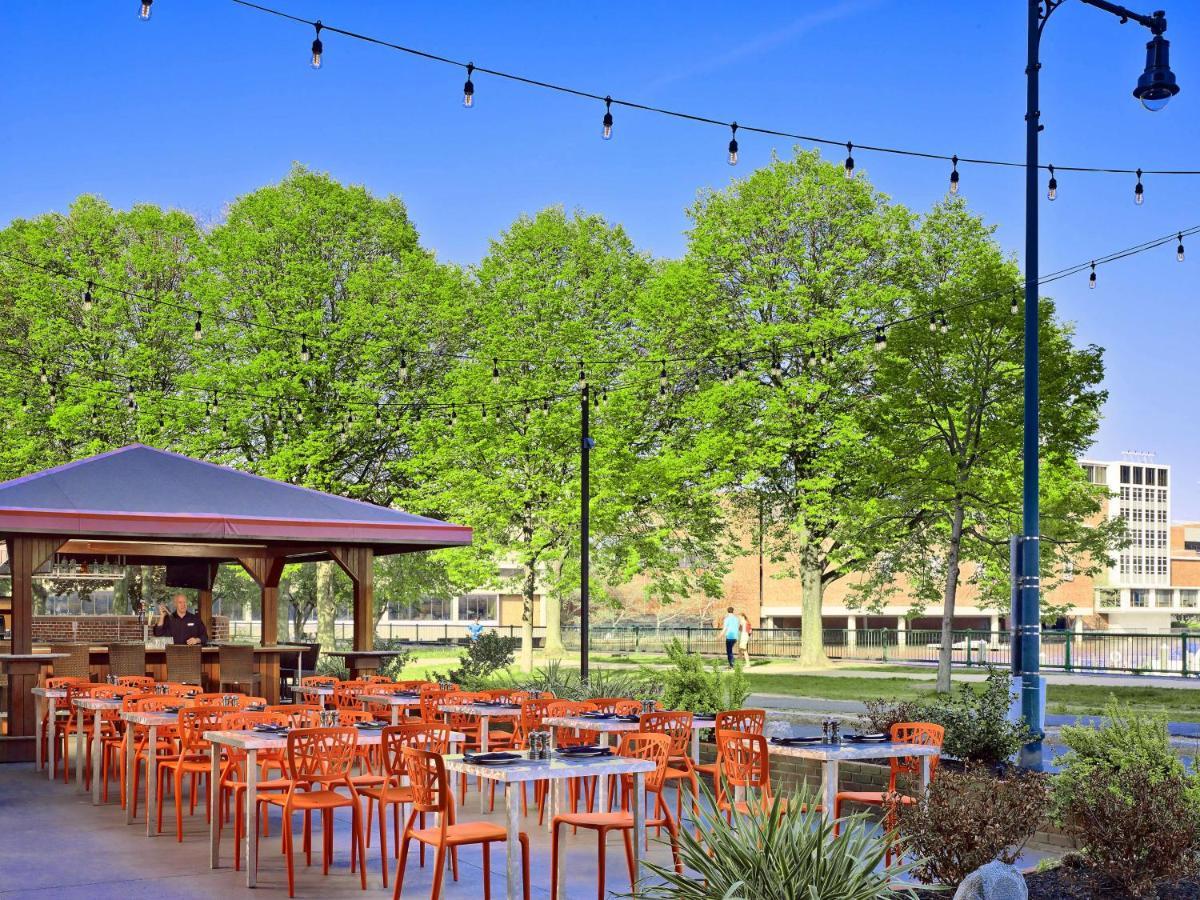 The Royal Sonesta Boston 4*