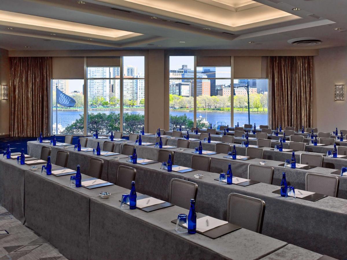 Hotel The Royal Sonesta Boston
