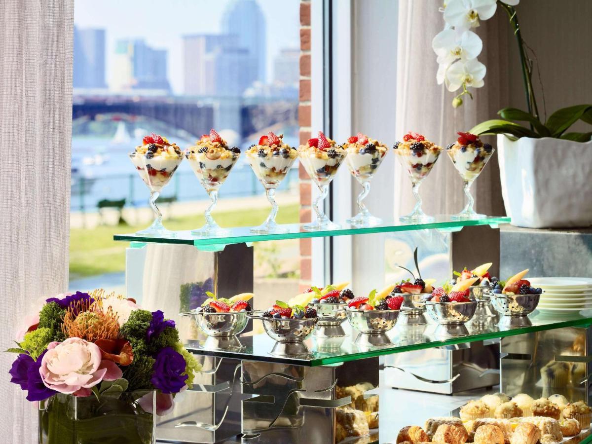 Hotel The Royal Sonesta Boston