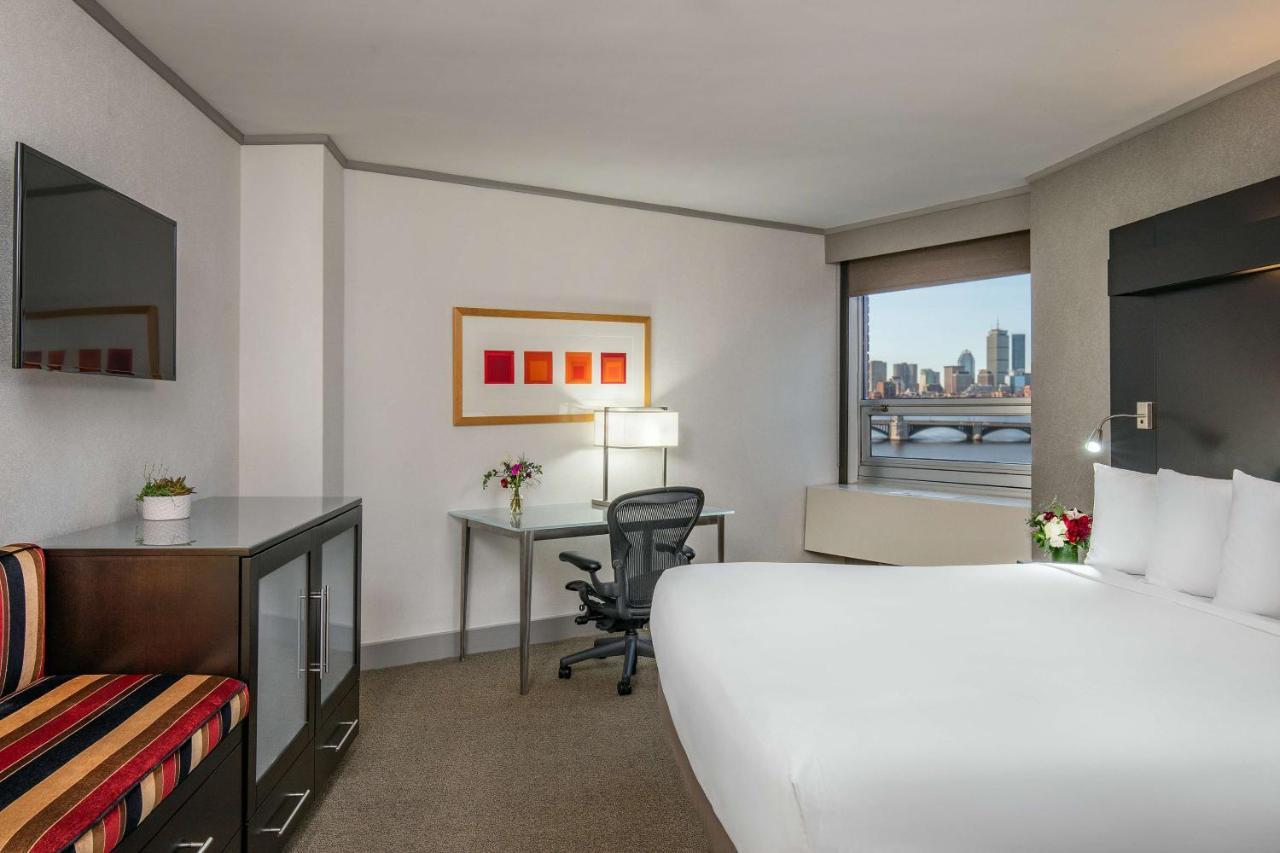 The Royal Sonesta Boston 4*