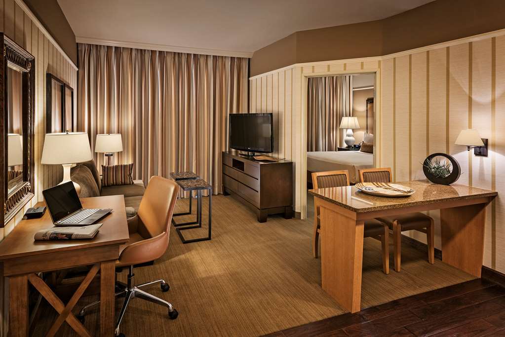 Hotel The Royal Sonesta Boston 4*